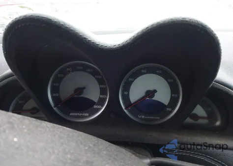 2004 Mercedes-Benz Sl 55 Amg z USA, uszkodzony, nr VIN WDBSK74F64F069237